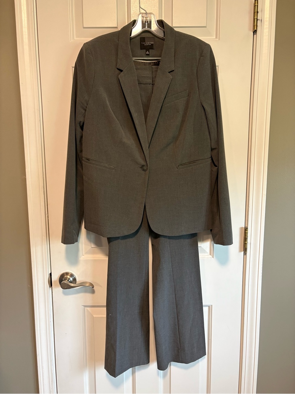 The Limited Women's Charcoal Gray Two-Piece Suit Jacket & Pants